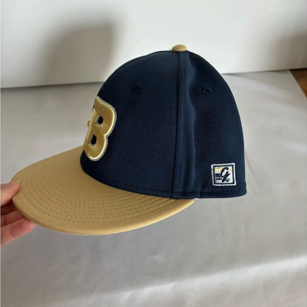 Men's‎ Richardson hat color blue and gold size 7 3/8